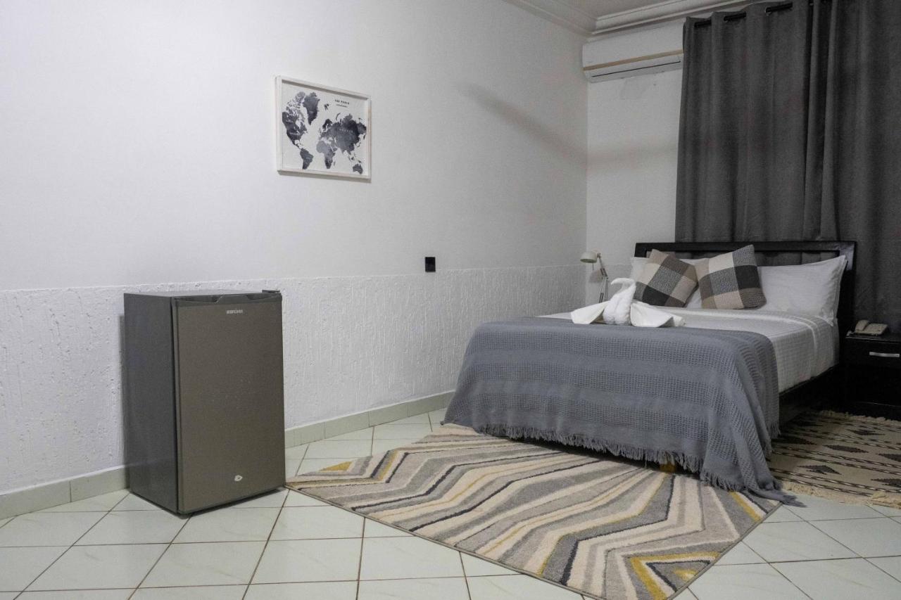The Cabyn Otel Adenta Dış mekan fotoğraf